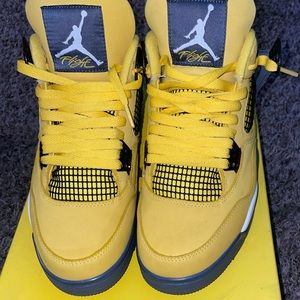 Jordan 4